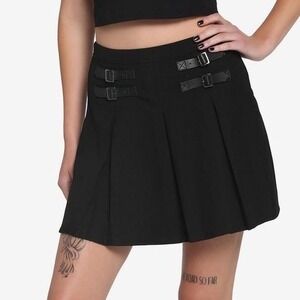 Hot Topic Medium Black Double Buckle Pleated Skirt Vegan Goth Gothic Club Emo